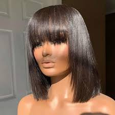 Perruque sans colle HD en dentelle transparente avec franges droites