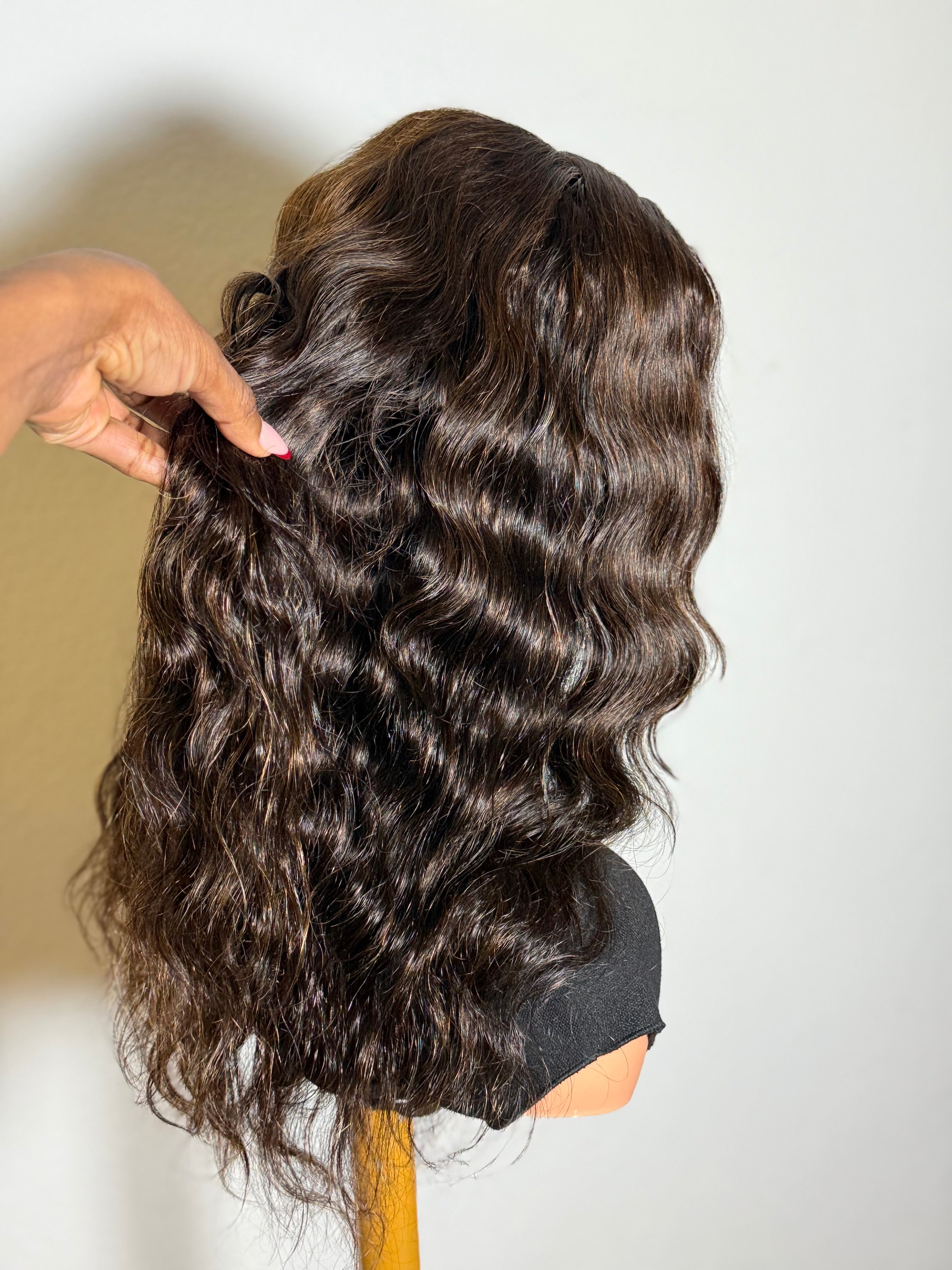 Golden wavy